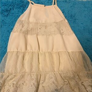 Hint of Mint Cream Lace Tank Top. Size XS.